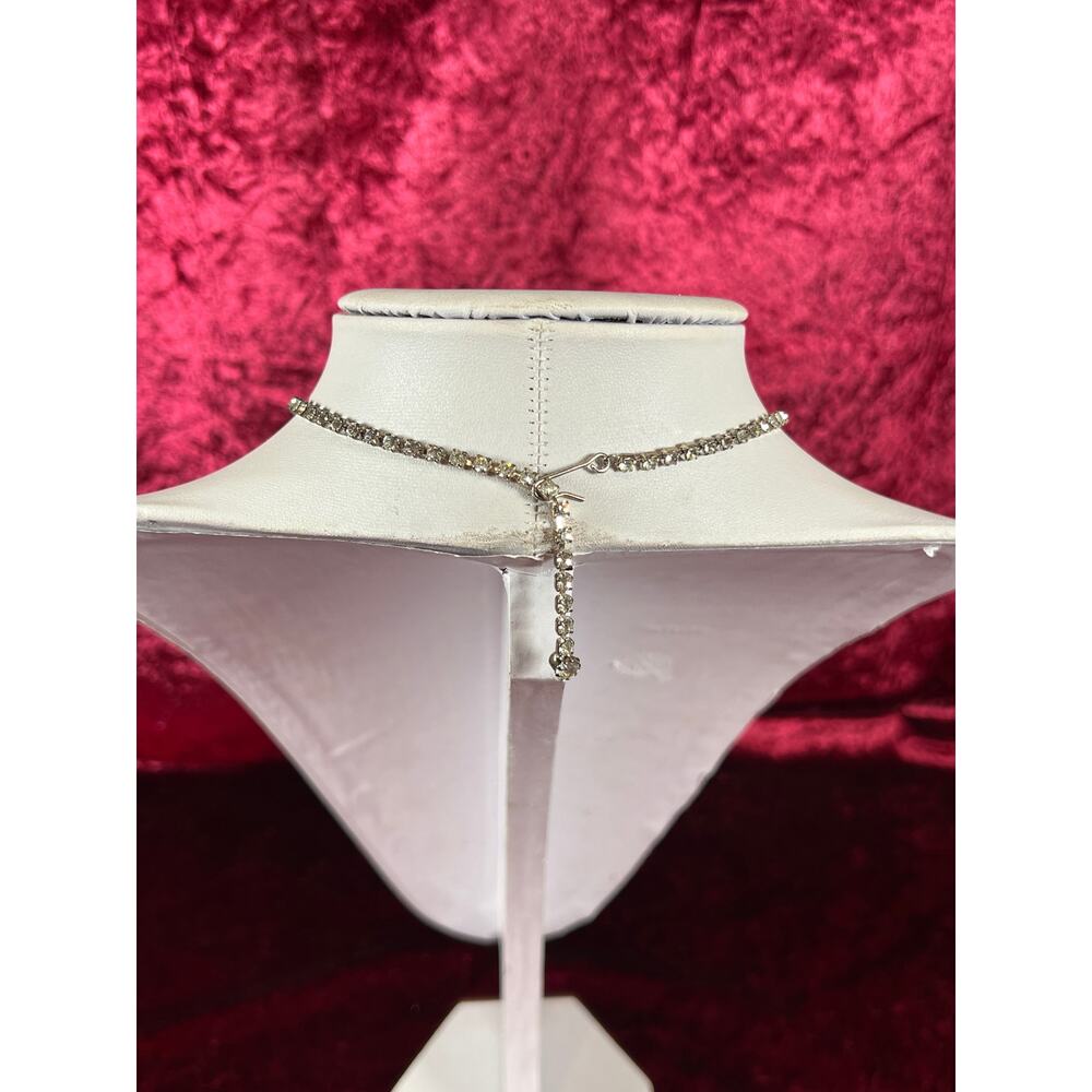 Vintage Collar Choker Necklace Silver Tone Metal Drop Pendant Rhinestones 16.5” - Picture 4 of 5